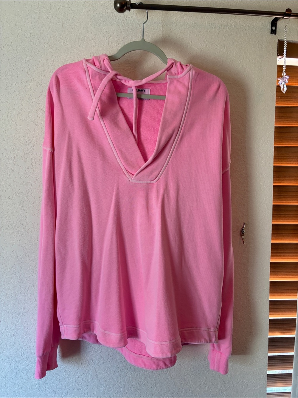 Old Navy Pink V-Neck Hooded Lightweight Pullover